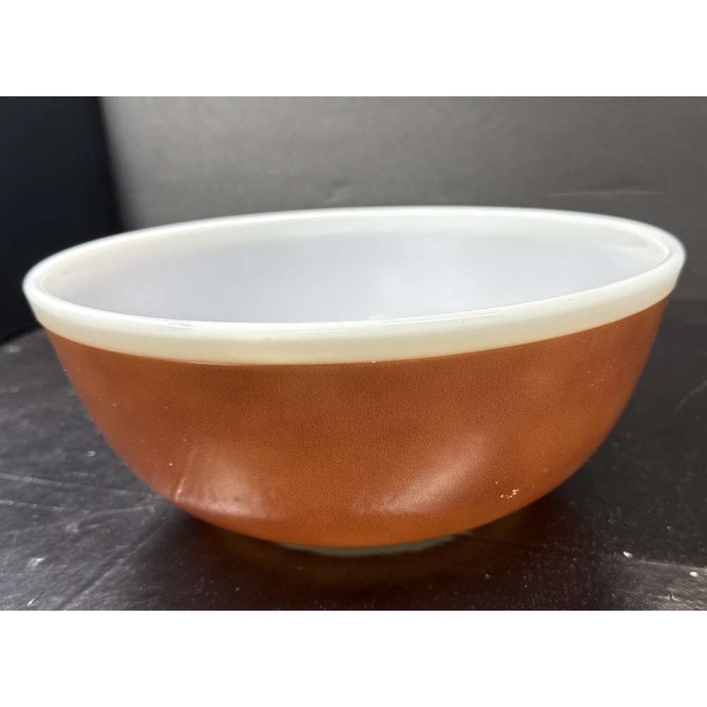 Vintage Pyrex Glass‎ Mixing Bowl 404 Americana Rusty Brown White Rim 4 Qt